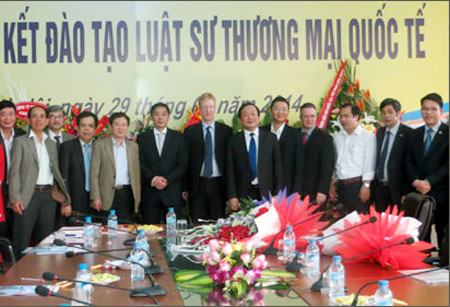 พิธีเปิดศูนย์ร่วมมือฝึกอบรมนักกฎหมายทางการค้าระดับนานาชาติ